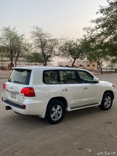 لاندكروزر 2013 سعودي 6
