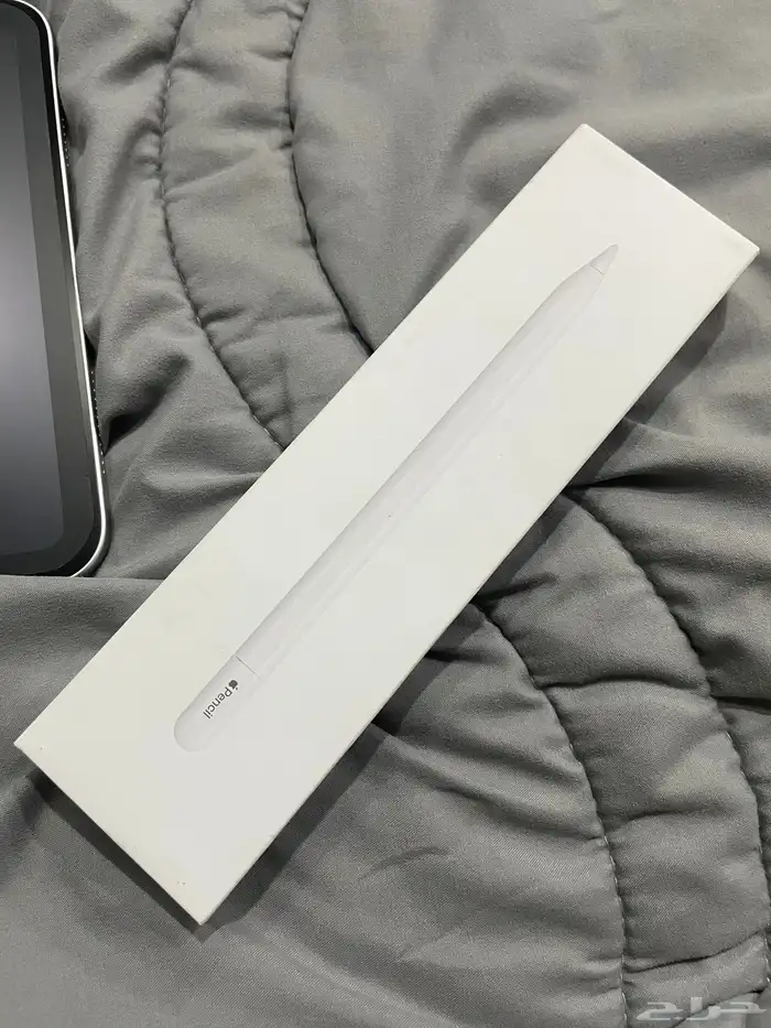 ايباد ابل الجيل العاشر   ابل بنسل ( usb-c )   ماجيك كيبورد 7