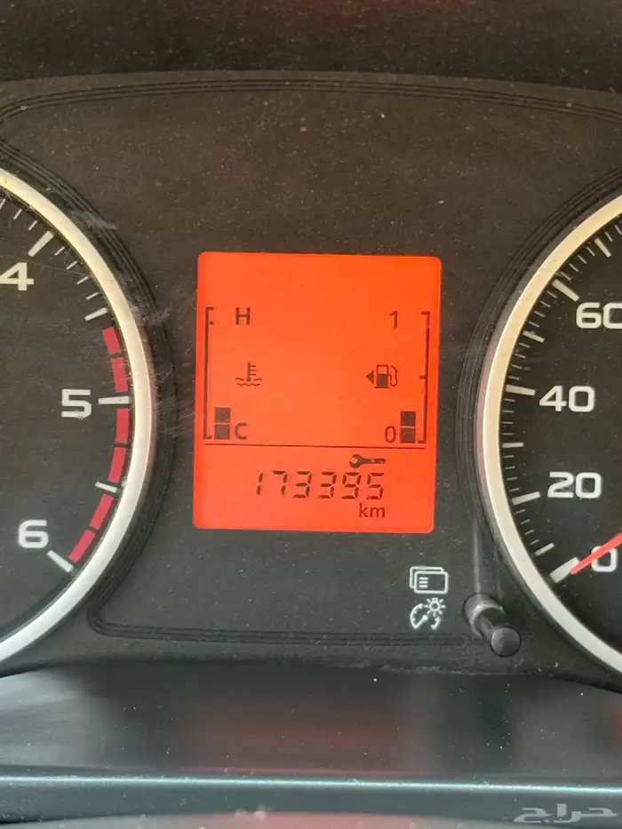 متسوبيشي L200 دبل ديزل 2018 لون بني 9