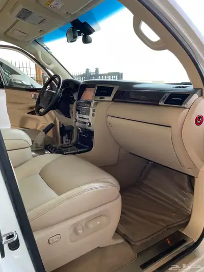 للبيع لكزس LX570DD فل كامل 2014 عبداللطيف عداد قليل 86 الف 15