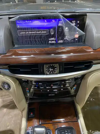 للبيع لكزس LX570 بلاك اديشن 2021 خليجي عداد قليل 65 الف 18