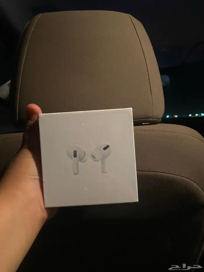 سماعة AirPods Pro مقلدة أصلية التصميم مع شاحن مرفق 6