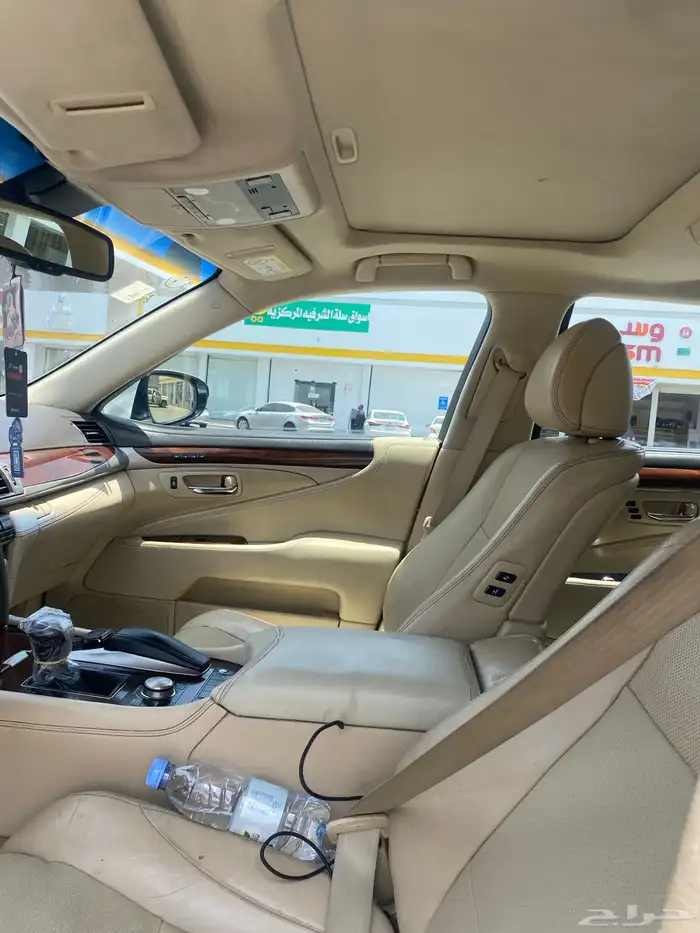 للبيع لكزس 460 L موديل 2015 14