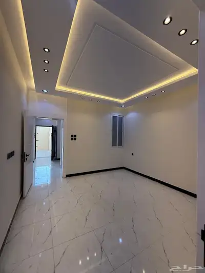 للبيع شقه ارضيه مساحات وسيعه واصل جميع الخدمات موقع جبار 12