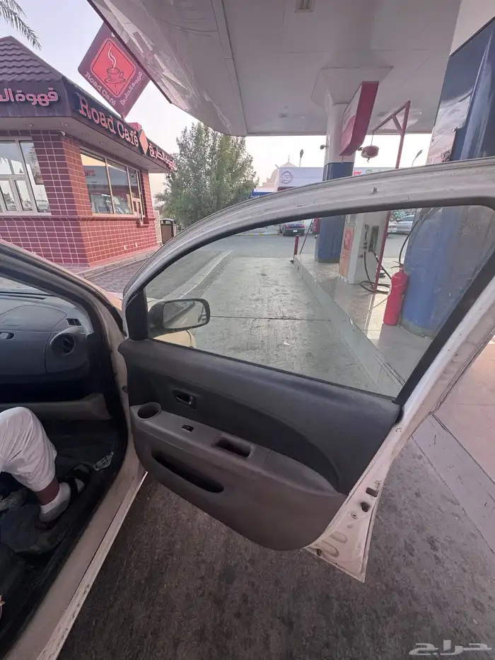 سيارة دايهاتسو 4