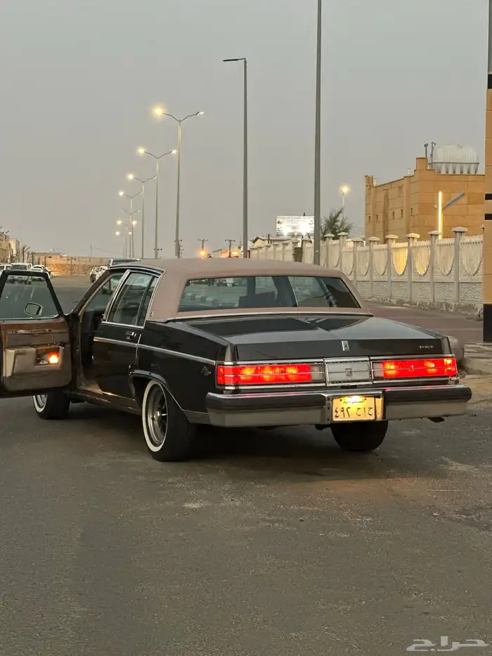 بيوك 1983 للبيع 7