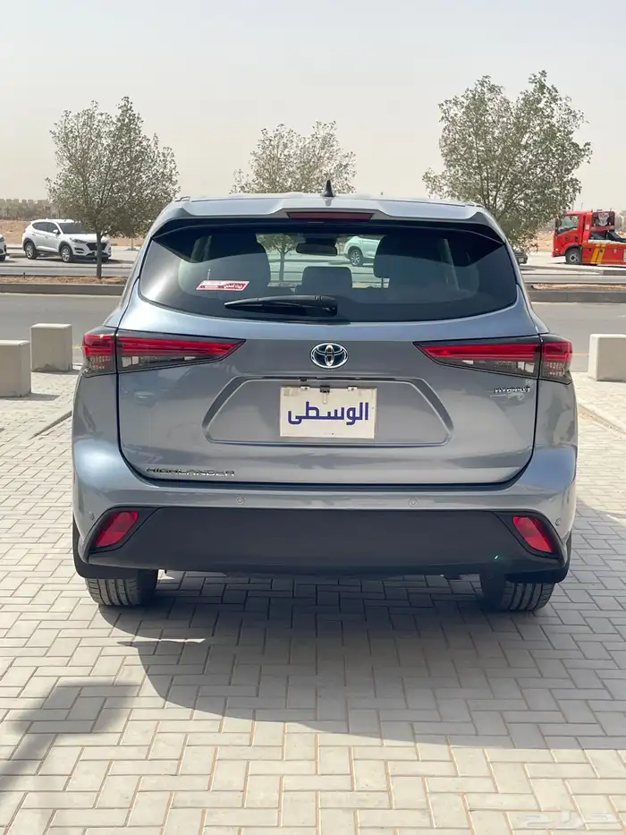 للبيع تويوتا هايلاندر 2022 6