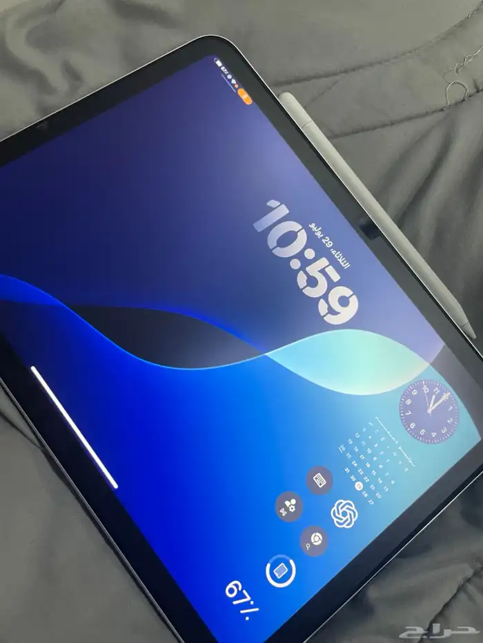 ايباد ابل الجيل العاشر   ابل بنسل ( usb-c )   ماجيك كيبورد 2