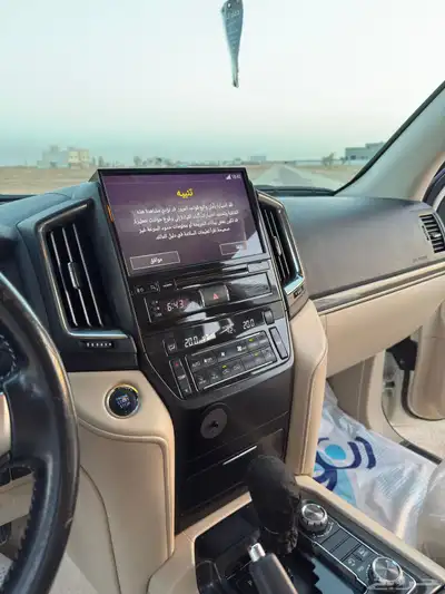 لاندكروزر 2020 GXR تورينق 15