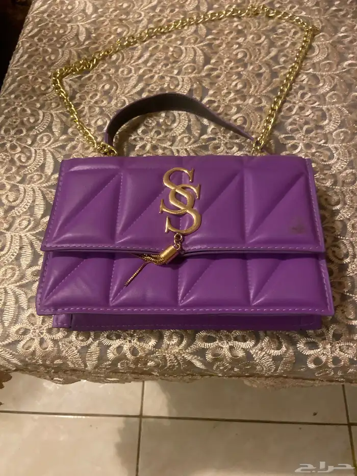شنط. وساعه. كلها. 30 هزاز. خمسين 2