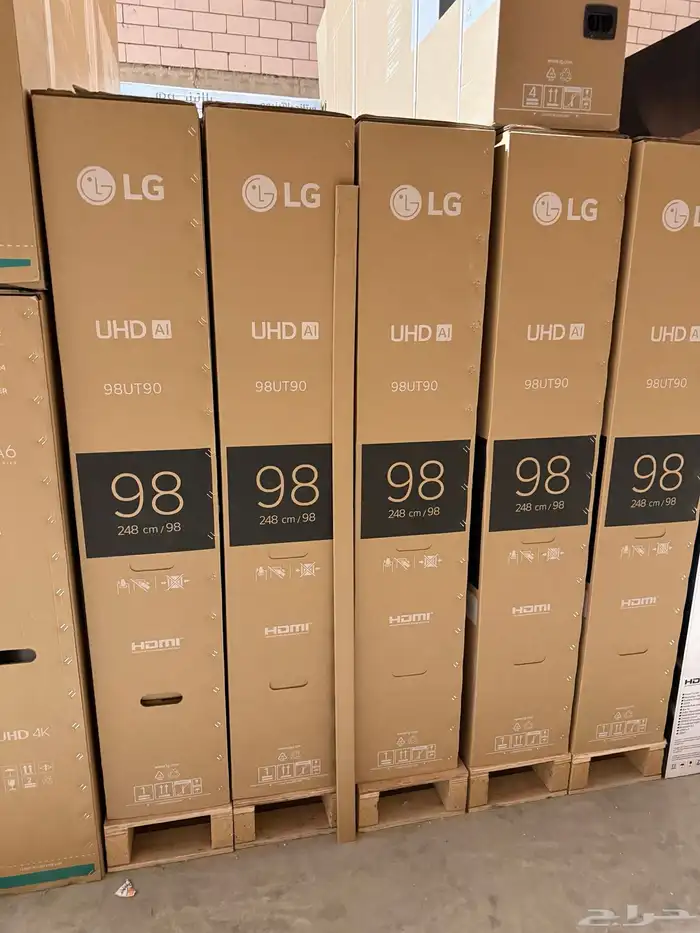 افضل مواصفات شاشات تلفزيون سمارت 4K مني ليد QLED 1