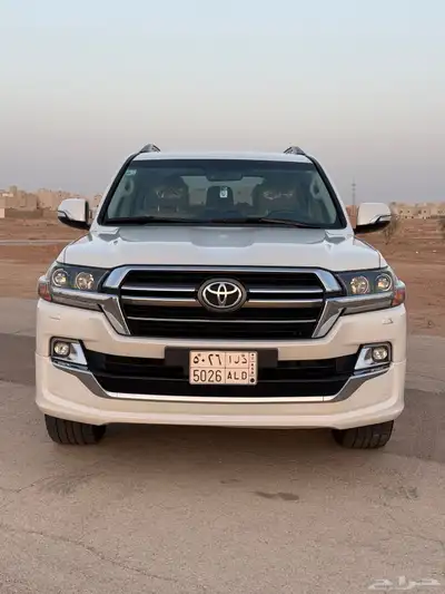 لاندكروزر 2020 GXR تورينق 1