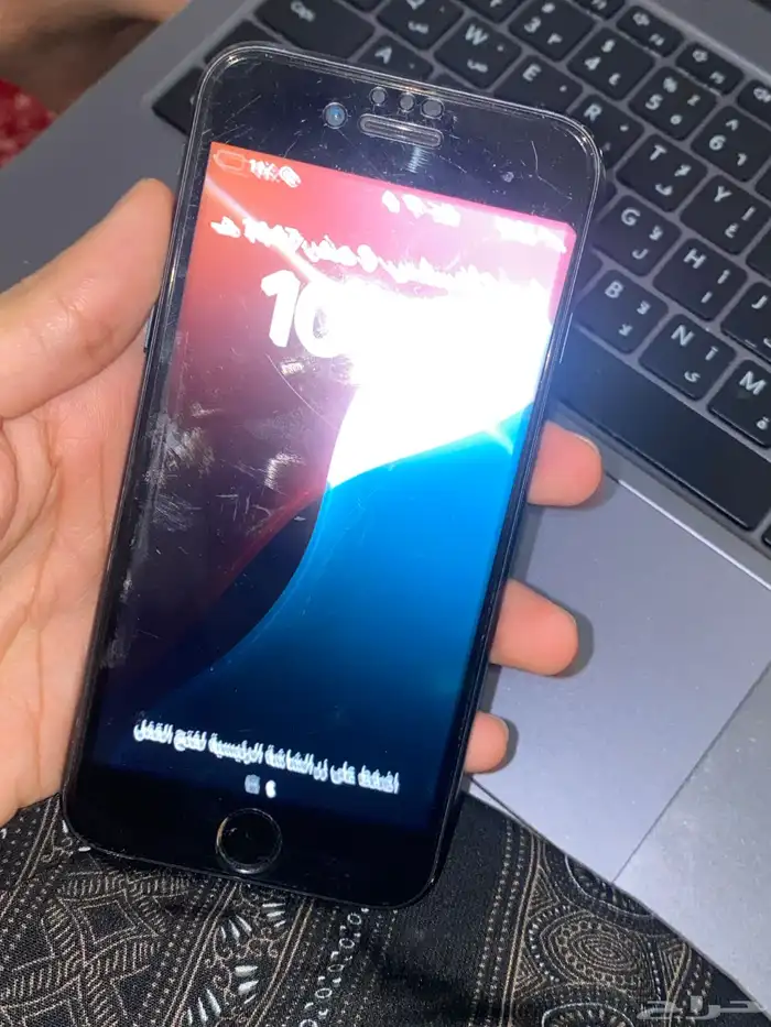 آيفونSE 0