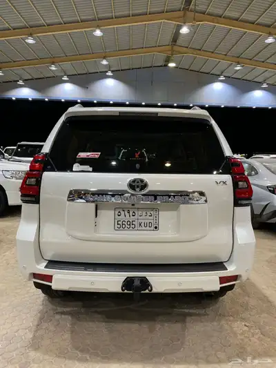 للبيع برادو 2021 VX فل كامل عبداللطيف عداد 111 الف 5