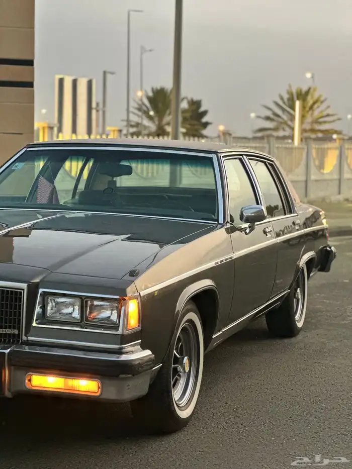 بيوك 1983 للبيع 3
