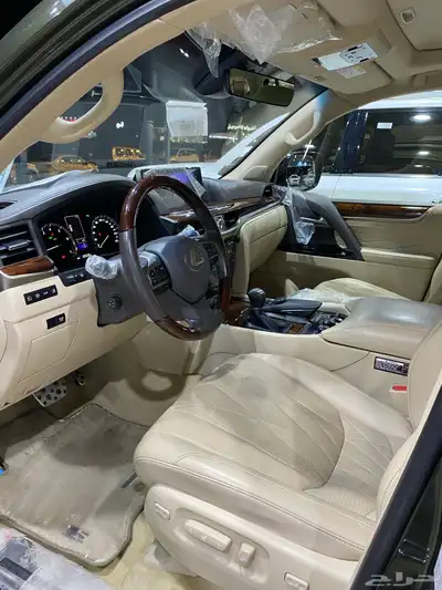 للبيع لكزس LX570 بلاك اديشن 2021 خليجي عداد قليل 65 الف 11