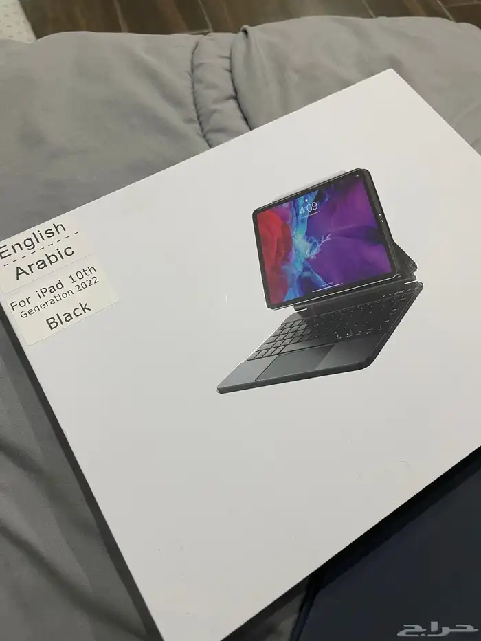 ايباد ابل الجيل العاشر   ابل بنسل ( usb-c )   ماجيك كيبورد 11