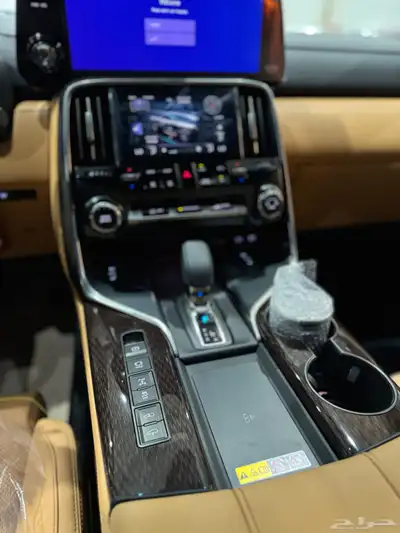 لكزس Lx700h هايبرد سعودي 25 كاش واقساط 13
