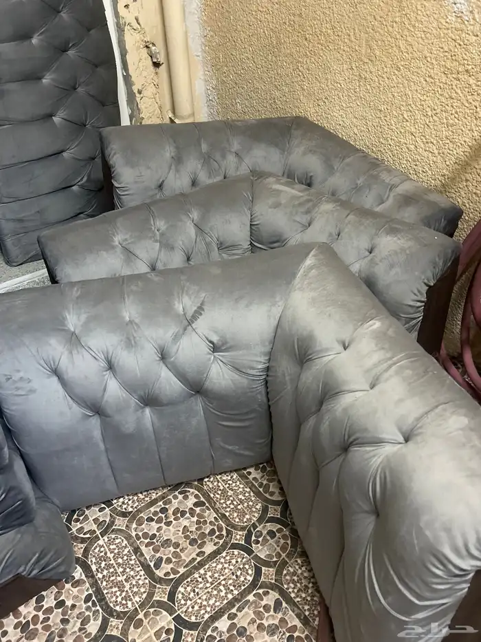 سلام عليكم كنب مجلس  عشر مساند و ثلاث زوايا واخو الجديد 0
