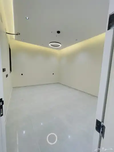 للبيع روف علوي مع ملحق درج داخلي وخارجي من 780 الف 15