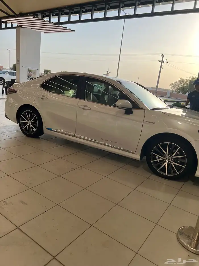 كامري 2022 GLEX هايبرد 2