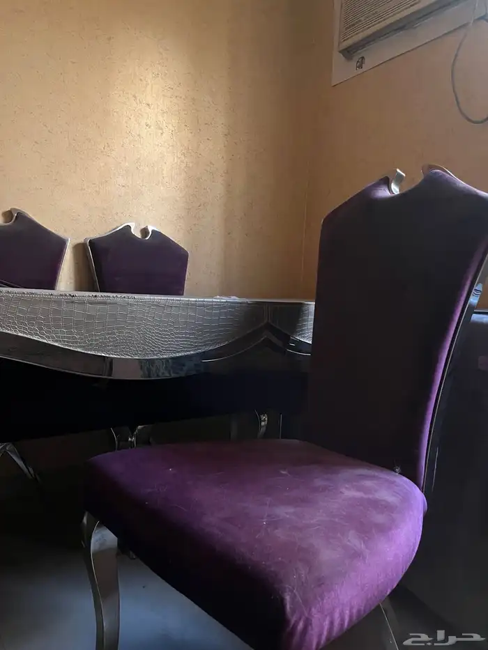 طاولة طعام 2