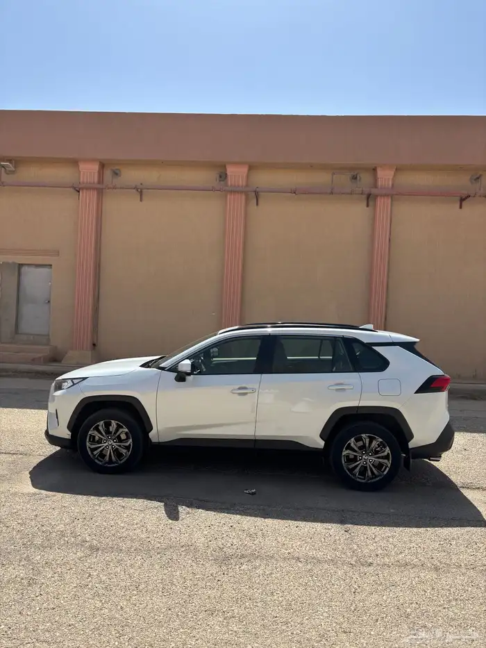 راف فور XLI 2023 ابيض 8