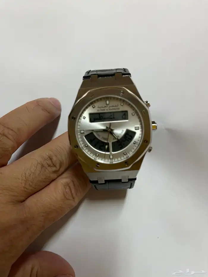 للبيع ساعات 9