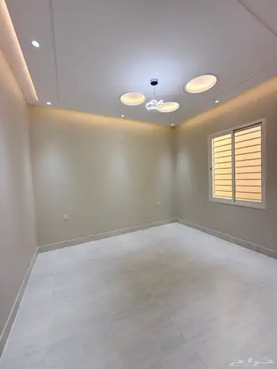 للبيع روف علوي بملحق8غرف بأحد رفيده بسعر660الف 25