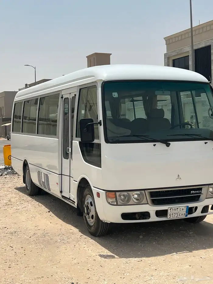 باص ميتسوبيشي روزا للإيجار الشهري والسنوي فقط 0