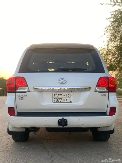 لاندكروزر 2013 سعودي 43