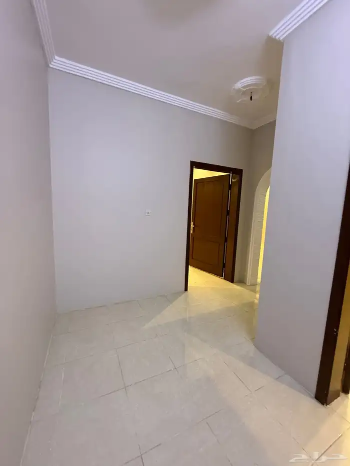 شقة للإيجار للعوائل فقط 4