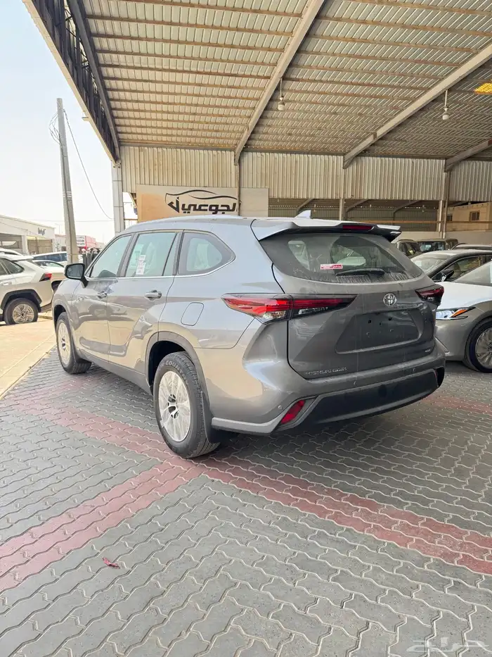 تويوتا هايلاندر GLE هايبرد 2025 3