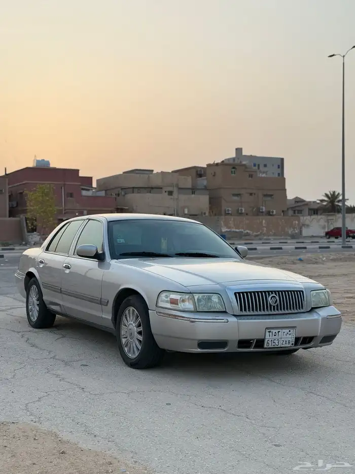 فورد ماركيز 2010 للبيع او للبدل 8