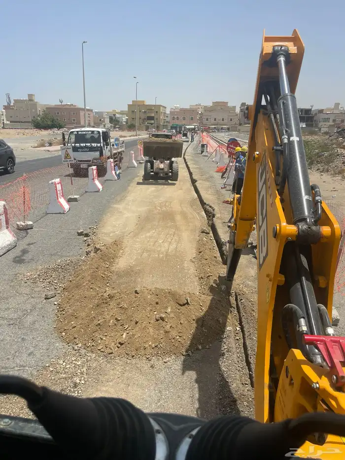 عرجاء جي سي بي للايجار ( موديل JCB (2022 3