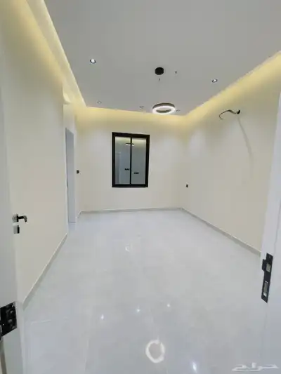 للبيع روف علوي مع ملحق درج داخلي وخارجي من 780 الف 28