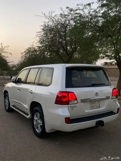 لاندكروزر 2013 سعودي 2