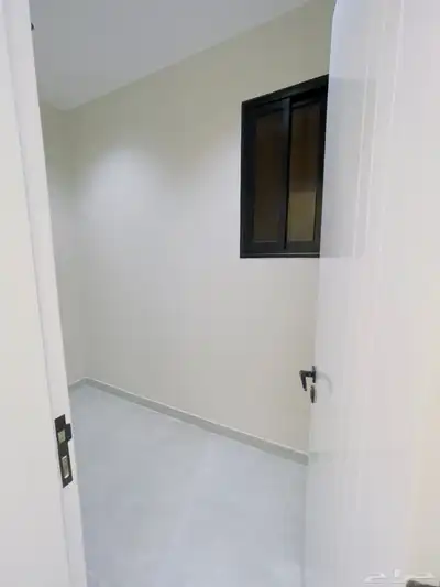 للبيع روف علوي مع ملحق درج داخلي وخارجي من 780 الف 8