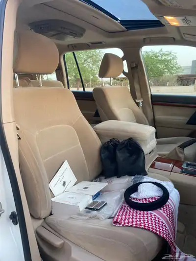 لاندكروزر 2013 سعودي 23