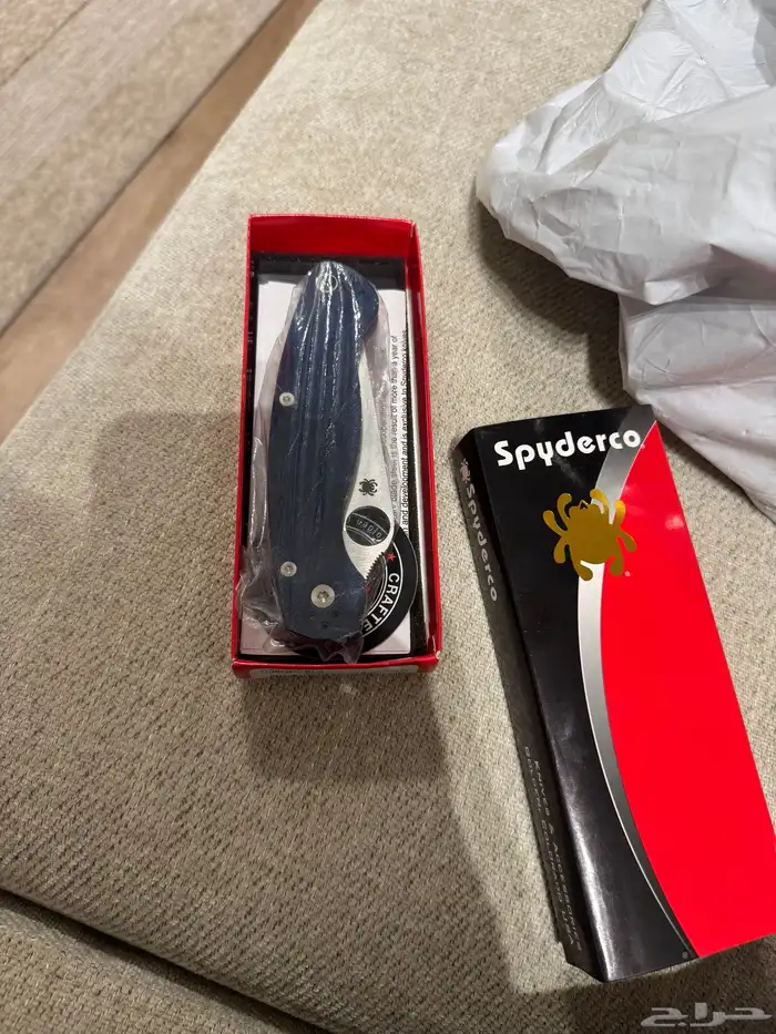 سكين SPYDERCO 4