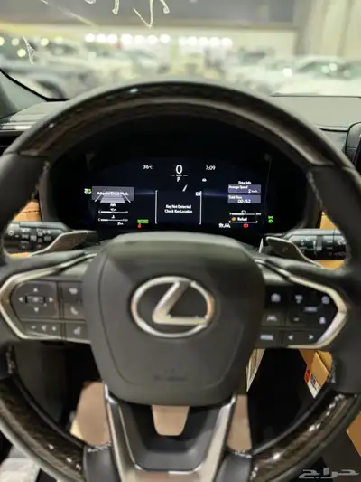 لكزس Lx700h هايبرد سعودي 25 كاش واقساط 11