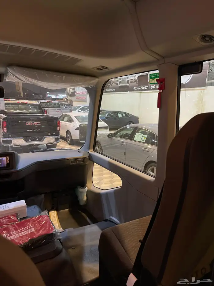باص كوستر 2025 ديزل 23 راكب 16