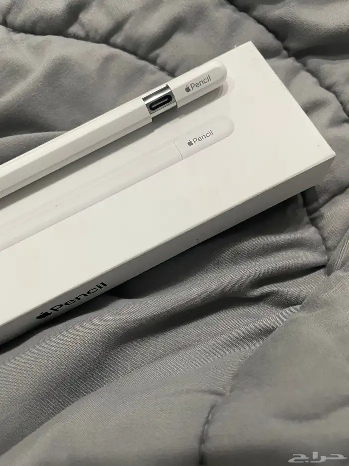 ايباد ابل الجيل العاشر   ابل بنسل ( usb-c )   ماجيك كيبورد 10