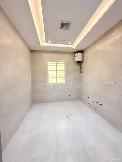 للبيع روف علوي بملحق8غرف بأحد رفيده بسعر660الف 23
