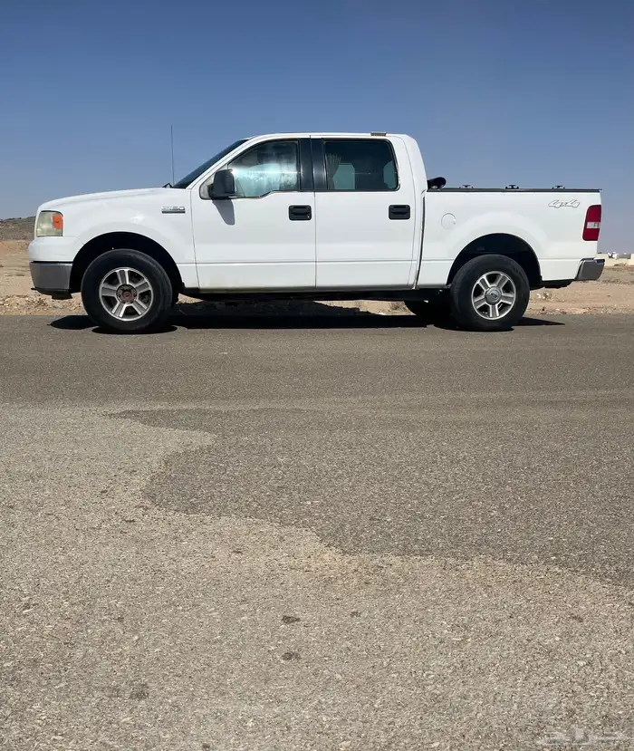 فورد أبيض 2006 F-150 دبل نظيف مجهز للبر 4