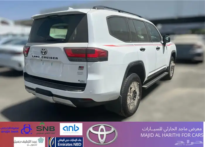 تويوتا لاندكروزر GR-S هايبرد 2025 ب396.750 شامل الضريبة 2