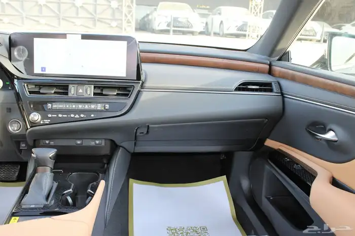 لكزس - ES350 CC - بريمي - 2025 23