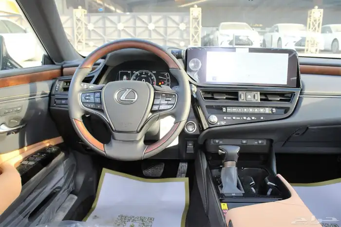 لكزس - ES350 CC - بريمي - 2025 22