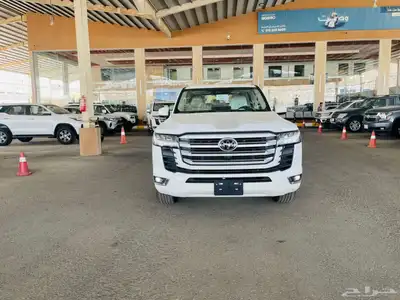 لاندكروزر 2025 L4 اصفار 1