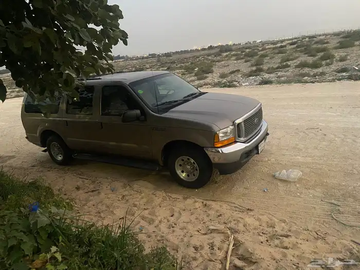 فورد اكسكيرجن مديل 2000 2